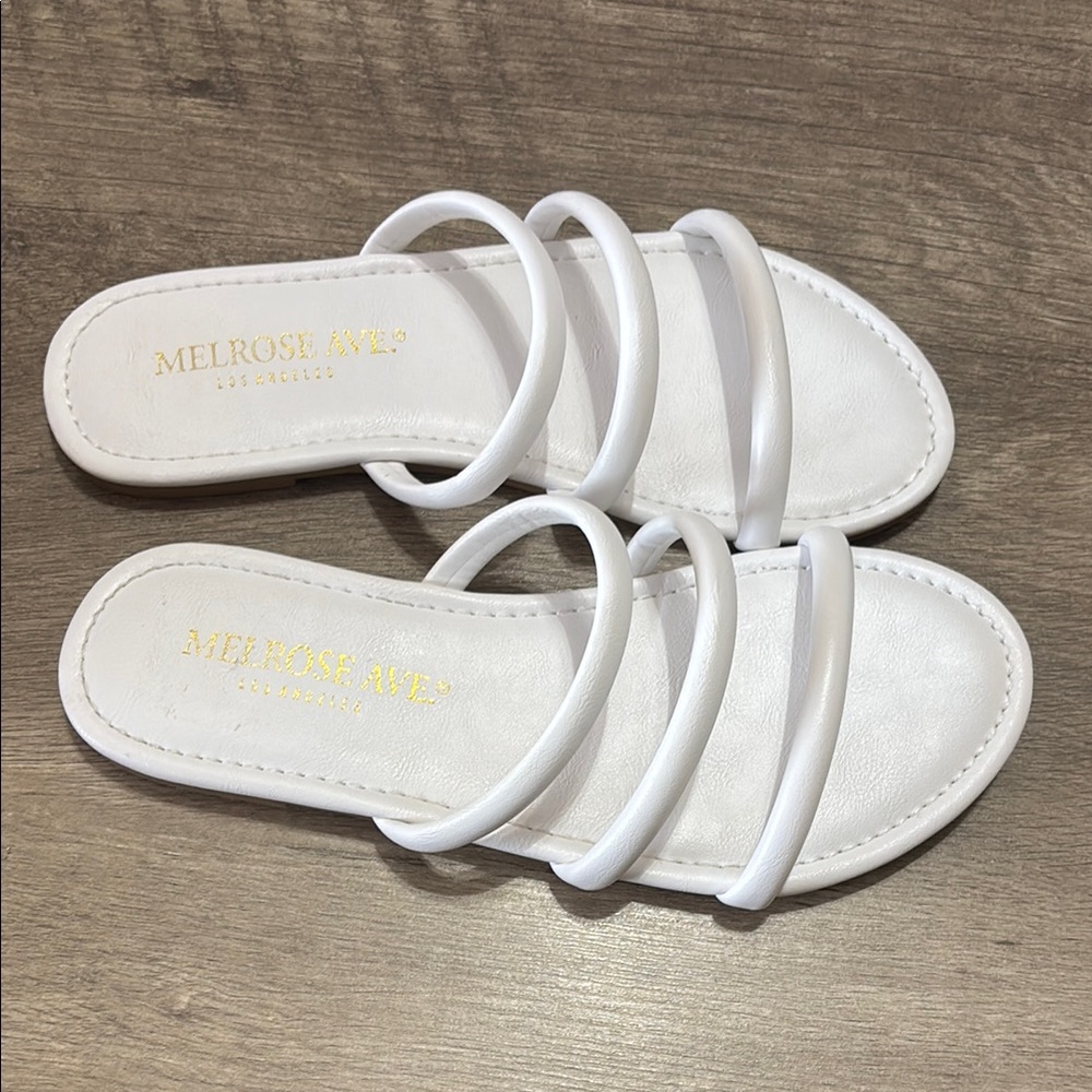 Melrose Ave. white strappy sandals size 6.5